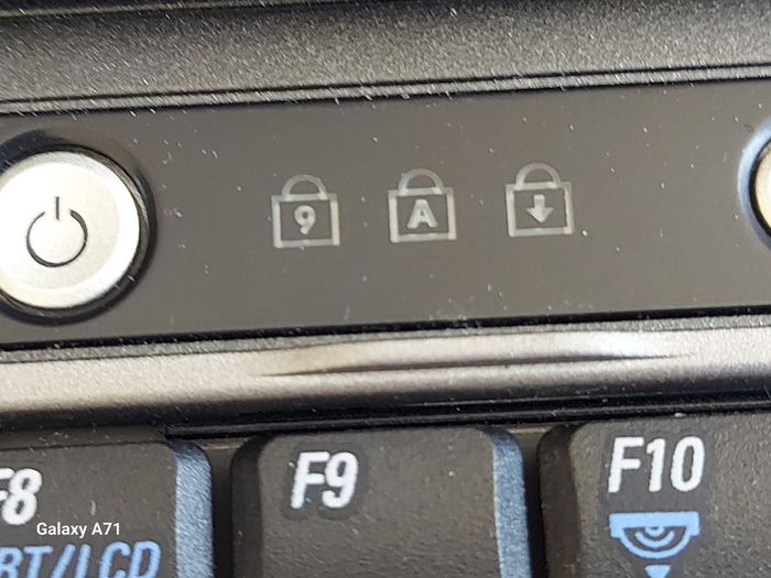 DELL LATITUDE D410, (Vintage), .5GB Ram, 40GB HDD, Original Windows XP, Excellent Battery and in super cosmetic condition,