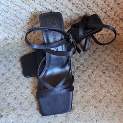 Primark black high heel sandles ..size 4
