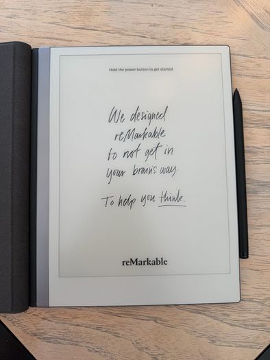 reMarkable 2 with pen, cover and spare nibs