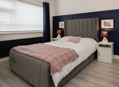 Double bed frame only