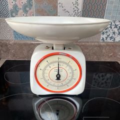 kitchen scales