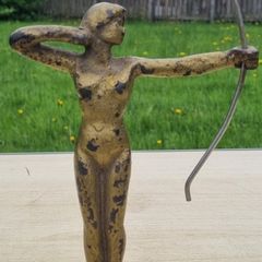 Art Deco Diana the Huntress