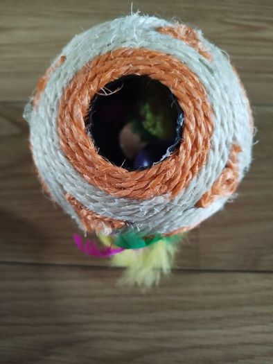 Cat toy