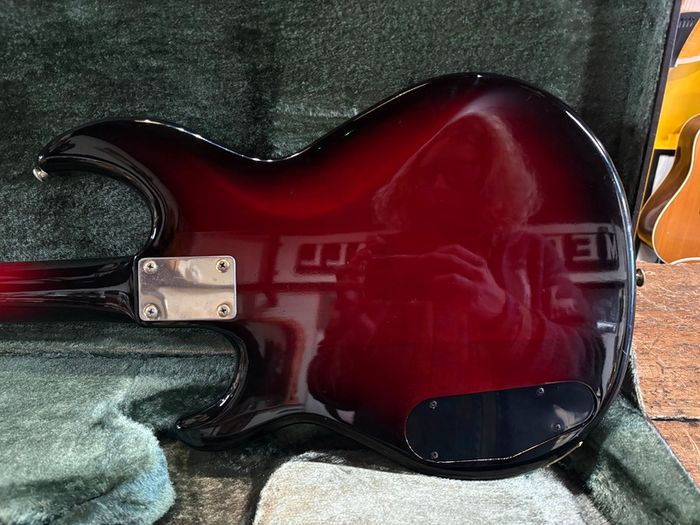 Yamaha Broad Bass BB850 Wine Burst 1980's