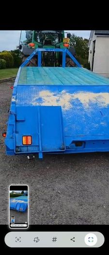 Low loader