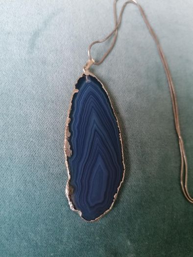 Dragon Vein Agate Pendant on Stg Silver Chain