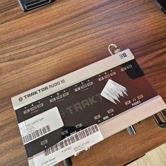 Traktor Audio 10 DJ Soundcard- Read Ad