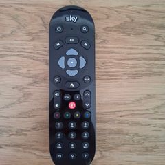 Sky Q Remote (Original)