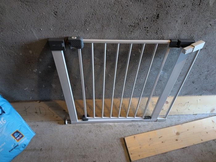 safety 1st stair gate