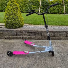 3 wheeled scooter/Flicker/Older kids