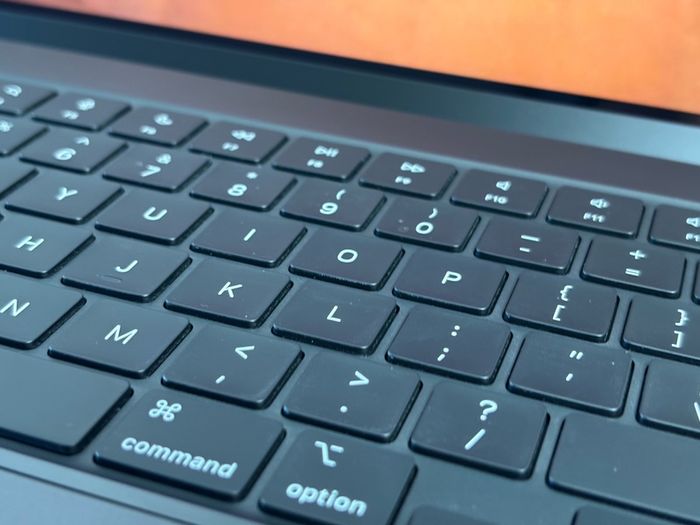 MacBook Pro M4 48GB 512GB SSD 16 inch 3 Months Warranty - new condition