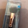 Blank Canvas make up brush Image 2