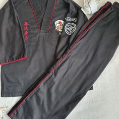 Kids black karate suit
