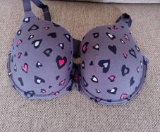 Marks and Spencer Bra 36D in excellent condition with no issues and never worn FREE STANDARD POSTAGE INCLUDED
