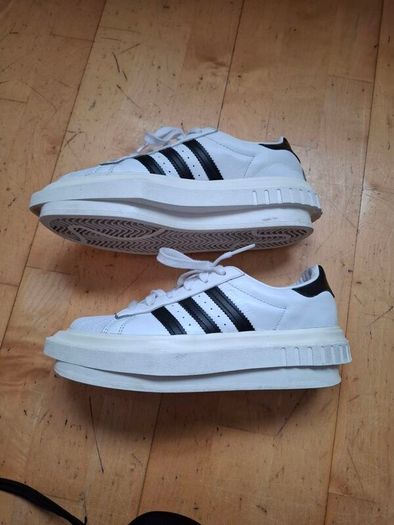 adidas x beyonce superstars