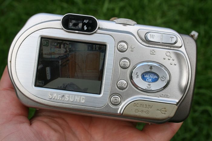 Samsung Digimax A6 6.0MP Compact Digital Camera Silver Tested