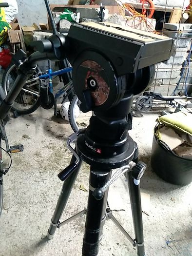 quickset tripod with manfrotto 116 mk3 head