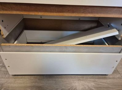 Chest of Drawer