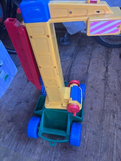 A Collection of Cars/ Lorries/ Crane / Figures