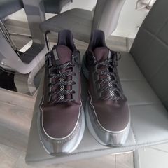 NIKE Men's Legend React 2 Shield