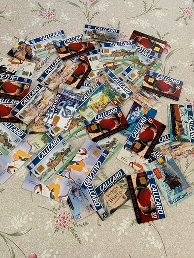 call cards, Irish, UK and some international many Mint
