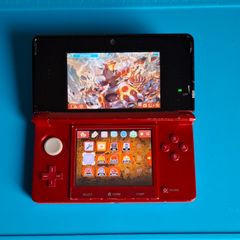 Nintendo 3DS Metallic Red