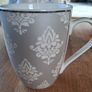 Aynsley 6 Light Grey and White Mugs Image 5
