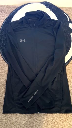 Under Armour Challenger Track Jacket Small Blacked Out