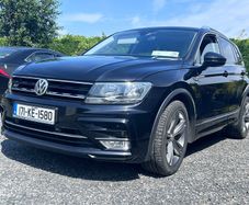 2017 Volkswagen Tiguan R line