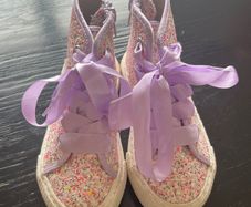 Dunnes Stores multi-glitter high-top trainers with side zip & purple satin ribbon laces Sz Uk9/EU26 EUC