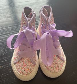 Dunnes Stores multi-glitter high-top trainers with side zip & purple satin ribbon laces Sz Uk9/EU26 EUC