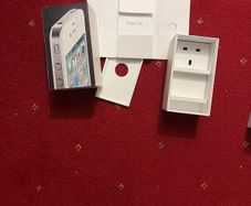 iphone 4 white box (EMPTY BOX ONLY)