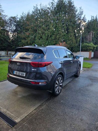 Kia sportage. Platinum. Huge Spec