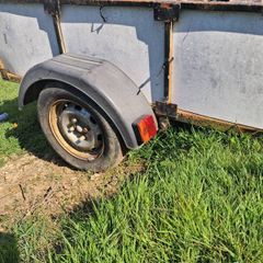 trailer 6ft-4ft