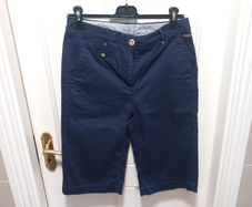 Navy Chino city shorts Per Una size 8