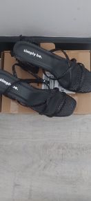 womens.strappy block heel black sandals size 5