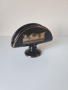 Letter holder