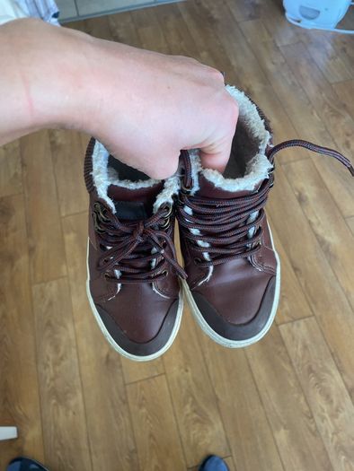 Kids shoes