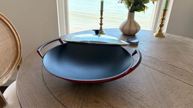 Le Creuset Wok