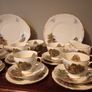 Vintage Royal Vale " Country Cottage". 22 pieces Tea Set, Bone China England. Image 2