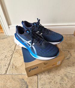 Mens novablast 2 asics runners (euro 44)
