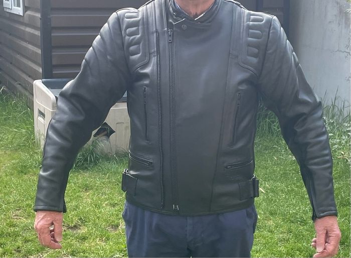 Genuine leather motorbike trousers and jacket size M