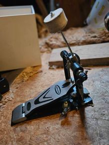 kick drum pedal (millennium)