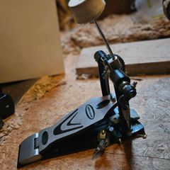 kick drum pedal (millennium)