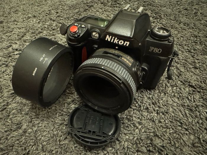 Nikon F80 + AF-S 50mm 1.8G