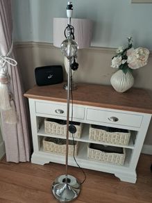 Floor lamp