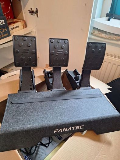 Fanatec CSL Elite V2 Pedals