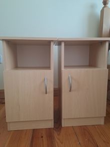 Bedside lockers