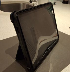 Otterbox Galaxy Tab A9 + Case Defender / Case Series in Black