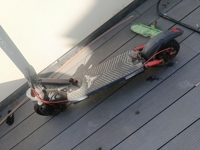 electric scooter